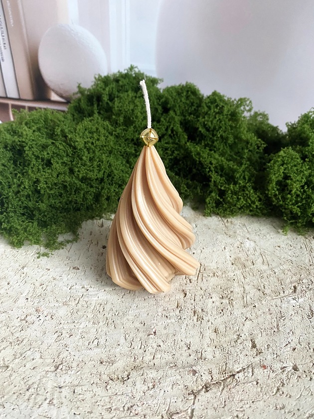 świeczniki i świece Świeca ekologiczna sojowa dekoracyjna "Christmas Tree " 88x64mm