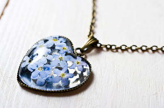 Naszyjnik z żywicy w kształcie serca So Jewelry