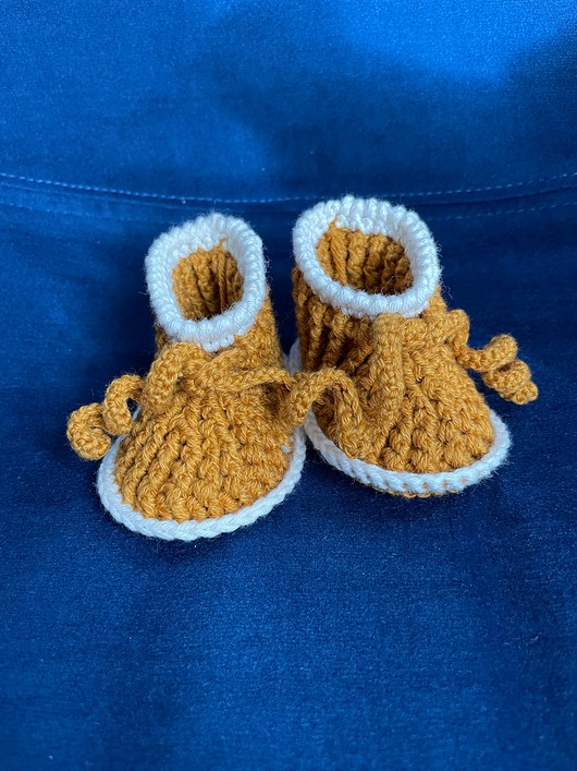 buty dziecięce Brązowe buciki niemowlęce, obuwie dla noworodka z bawełny i wełny merino