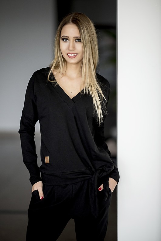 BLUZKA V-NECK supeł - czarny Lillow