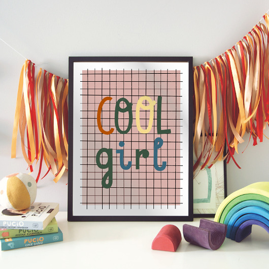 obrazy i plakaty do pokoju dziecięcego Plakat Cool girl