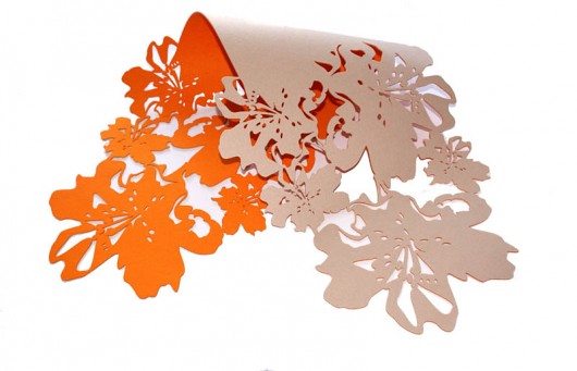 Bieżnik z kolekcji  HAPPY FLOWER KOKOdesign