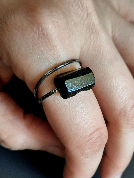 pierścionki srebrne Pierścionek BLACK amulet