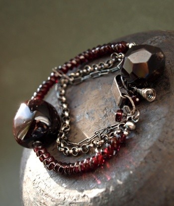 granat i ...granaty Garfish Art Gallery