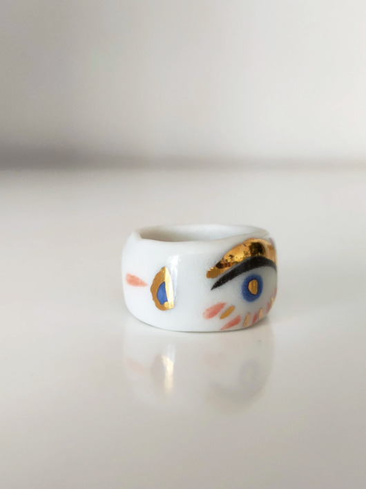 pierścionki złote Porcelanowy pierścionek - oko z łezką