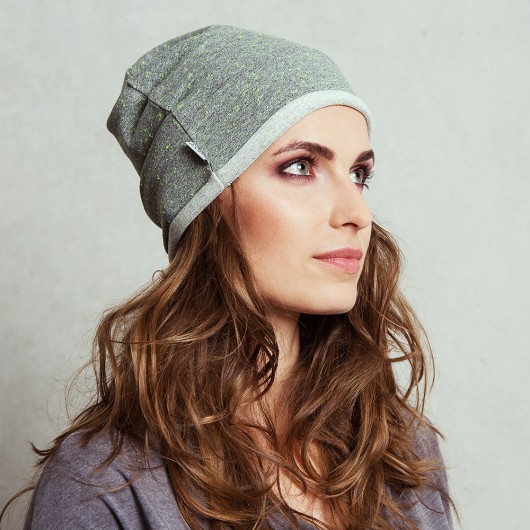 Czapka Beanie DRES Szary Melanż zielone detale CADOaccessories