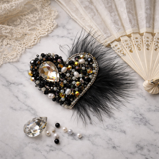 broszki Broszka Serce z piórami