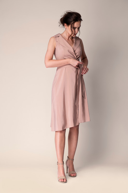 sukienki midi damskie Dusty pink dress - lekka asymetryczna sukienka zgaszony róż