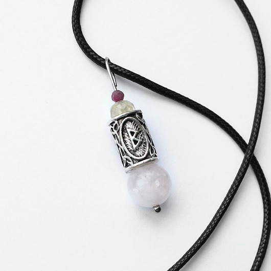 wisiory Miłość matczyna - Berkano, kwarc różowy, rubin, cytryn