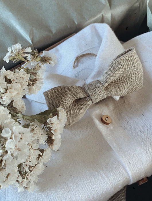 szatki, ubranie na chrzest Lniana muszka  na chrzest roczek dla chłopca
