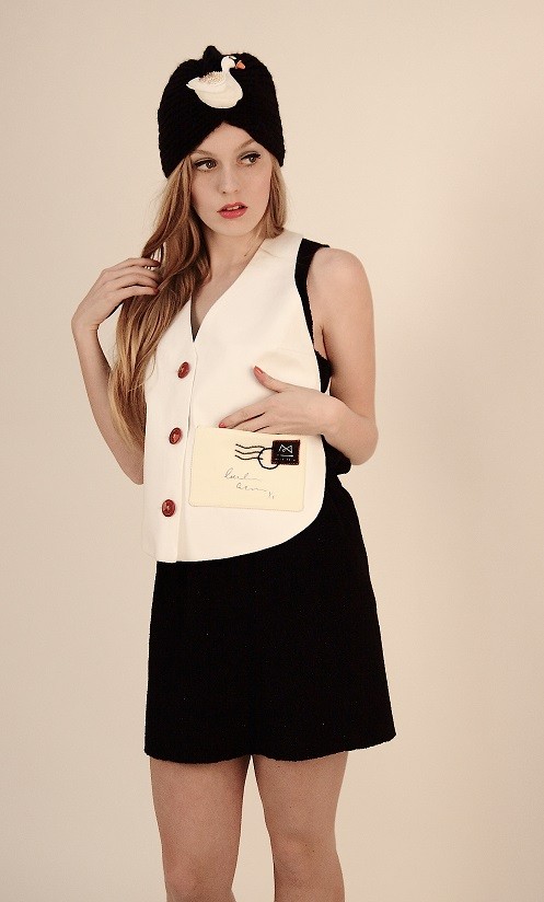Kamizelka Crazy Letter Vest + marker do tkanin GOES TO M