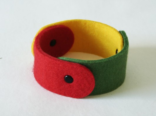 Green&red&yellow moo studio