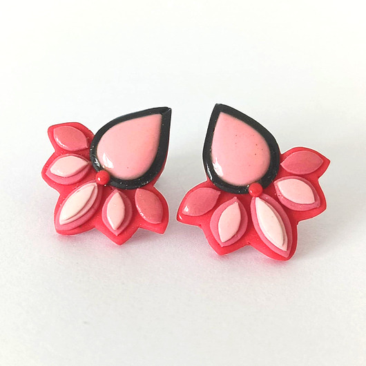 kolczyki z masy plastycznej Koralowe kolczyki sztyfty