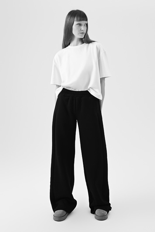 spodnie dresowe damskie Spodnie dresowe z regulacją nogawki  A02