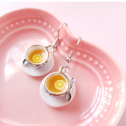 Niebieskie filiżanki kolczyki stal srebro Lemon Lovely