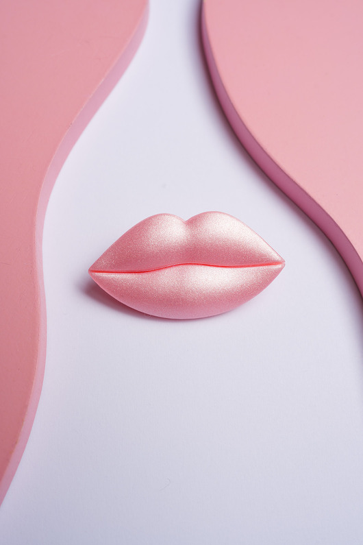 broszki Broszka Usta perła