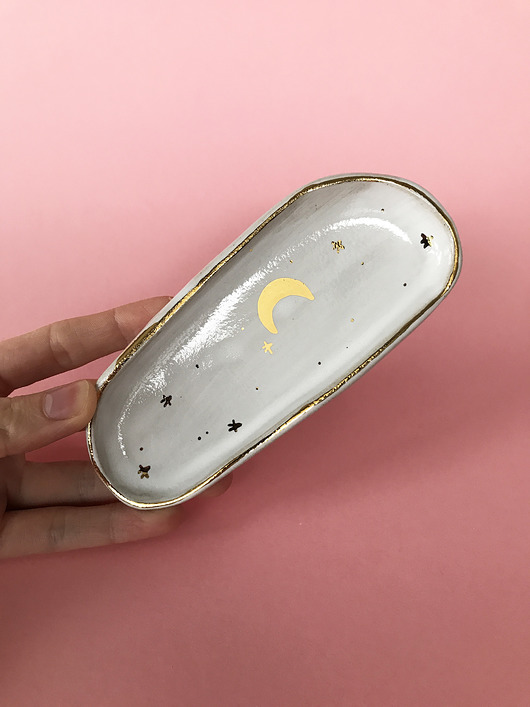 Ceramiczny talerzyk biały z księżycem nr 2 ELEMTHEBRAND