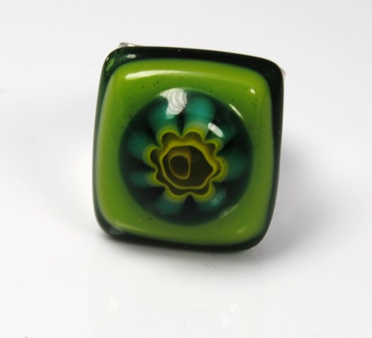 green flower funkyandchic