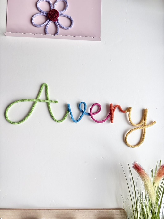 pokój dziecka - różne Wielokolorowy napis imienny dla dziecka 4-6 liter