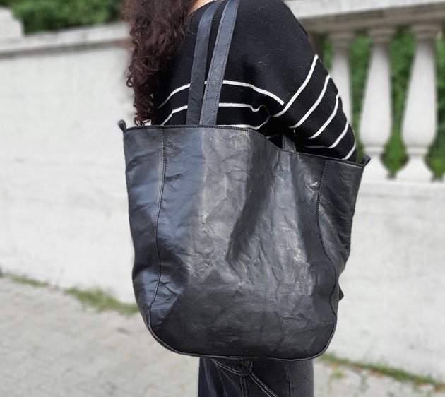 torby na ramię Czarna skórzana torba z gniecionej skóry