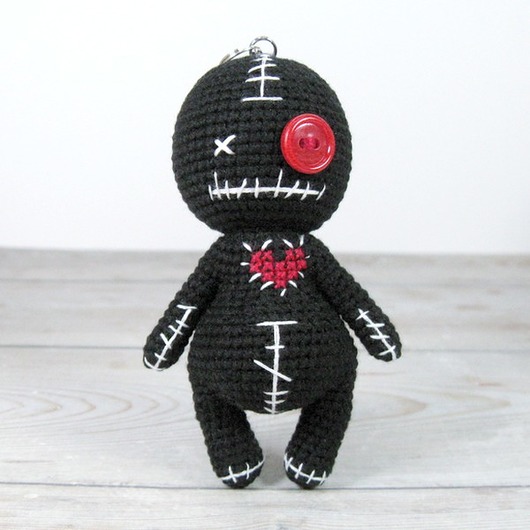 Czarna laleczka Voodoo Aszkowo