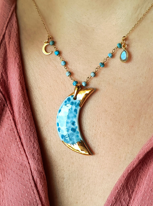złote naszyjniki Naszyjnik pozłacany Księżyc Błękitny z Labradorytem Kolekcja Parian