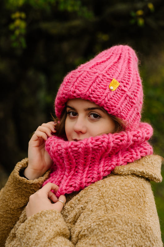 czapki damskie Różowy komplet zimowy czapka i komin Peruvian WOOLY