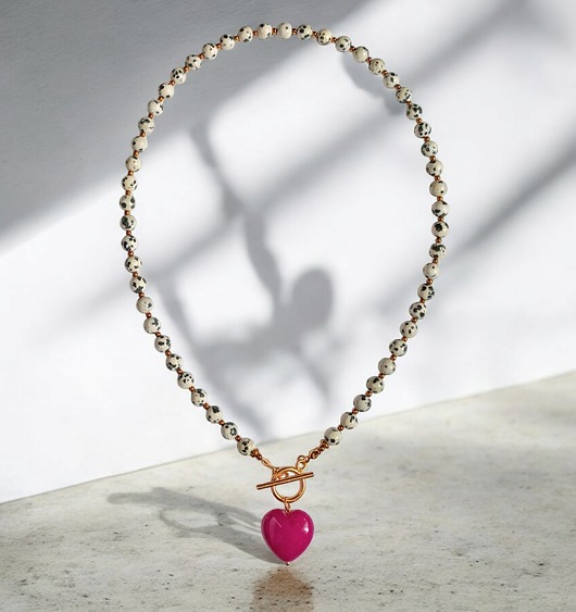 naszyjniki - inne Jaspis dalmatyński i serce : fuksja : naszyjnik