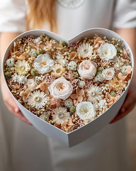 dodatki - różne Duży flower box serce z suszonych i stabilizowanych roślin