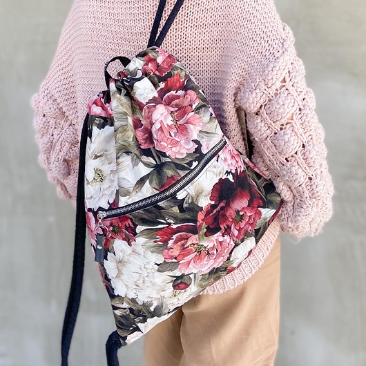 Welurowy worek plecak piwonie sacky bag