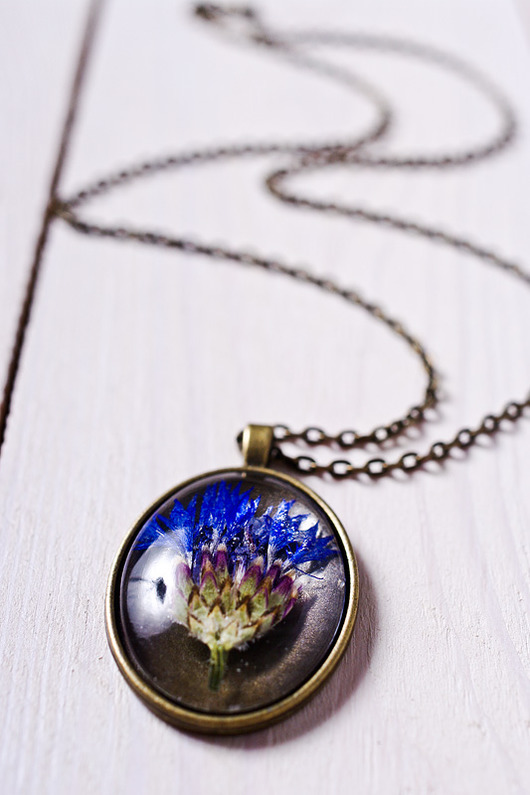 Owalny naszyjnik z żywicy So Jewelry