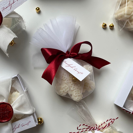 dekoracje świąteczne Świeca śnieżynka upominek