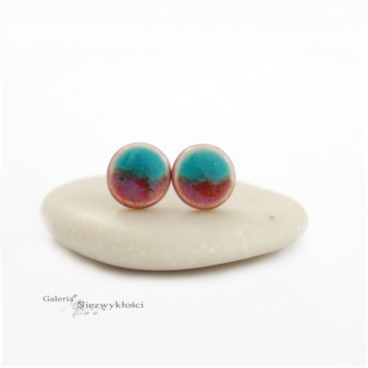 Turkus róż 6,5mm- ceramiczne kolczyki Dorca