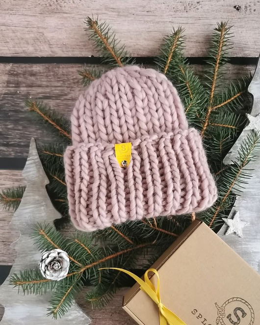czapki damskie Wełniana czapka zimowa WOOLY pudrowa
