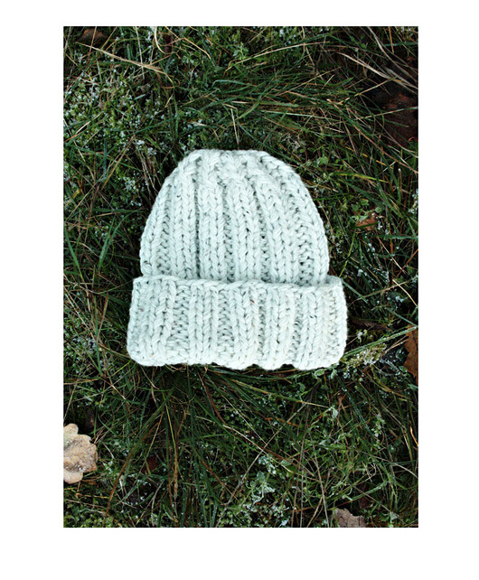 czapki damskie Czapka  beanie handmade melanż ecru