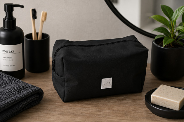 kosmetyczki Kosmetyczka czarna kuferek duża saszetka wodoodporna etui organizer czarna