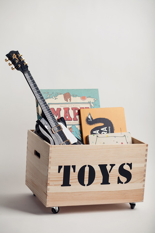 pojemniki na zabawki SKRZYNIA NA kołkach do PRZECHOWYWANIA NA ZABAWKI