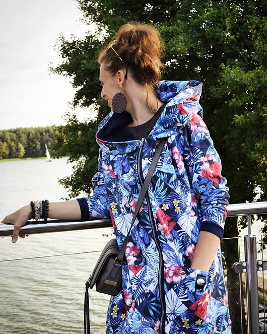 Oversize bluza długa ogromny kaptur wzor tropic agagu