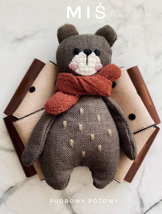 broszki Artystyczna Brosza z niesamowitym Misiem! Pop Art  MIŚ