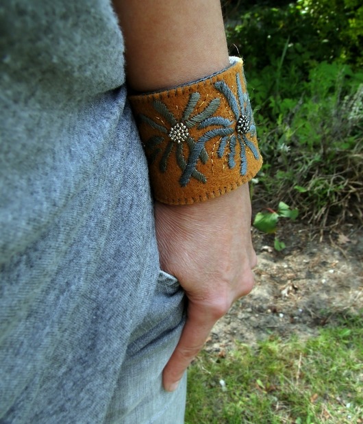 grey honey agat handmade
