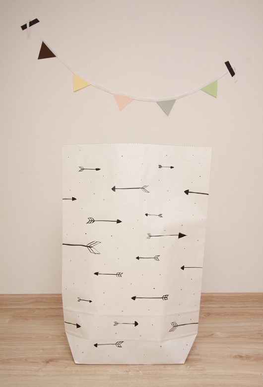 Worek papierowy strzały 70 cm NONOVE