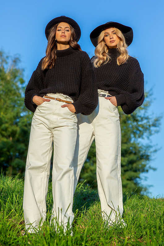 Sweter z golfem F1107 FOBYA